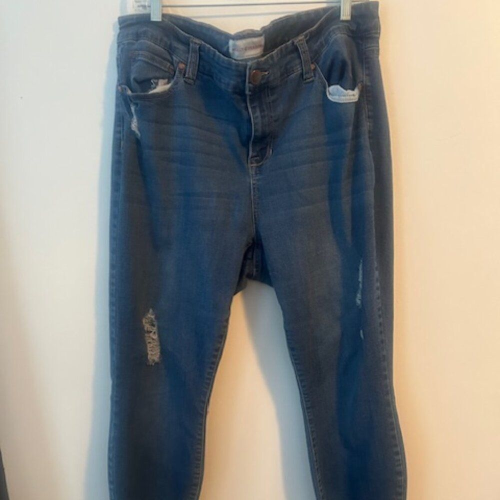 Molly & Isadora 5 pocket distressed skinny denim jeans, size 16